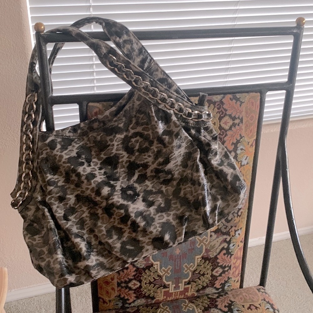 ALDO black/grey leopard bag, top handles, chains. faux leather, zip, pocket. EUC - Picture 5 of 17